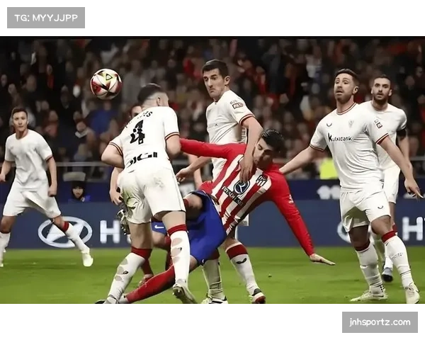 塞维利亚状态持续低迷 球队后腰屏障缺失导致失球增多